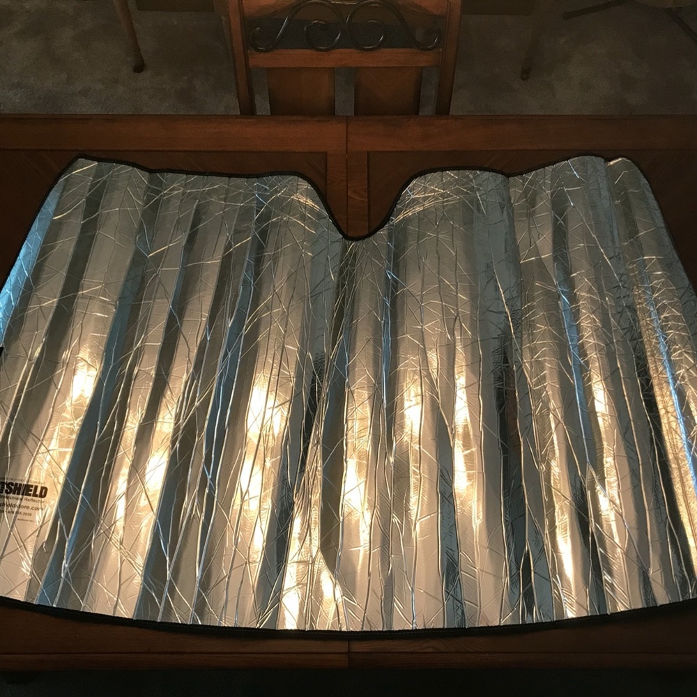 Windshield Heatshield for an Honda Odyssey / Isuzu